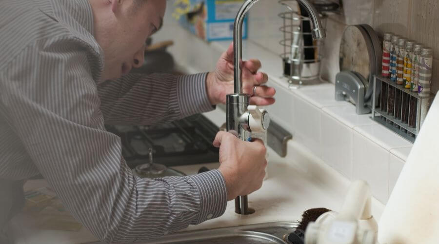 Expert burst pipe repair services in Mayfield, KS